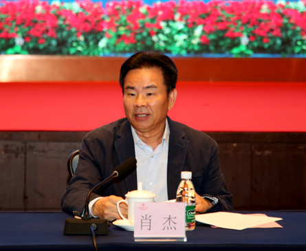 肖杰会见海外统促会中青年代表人士参访团