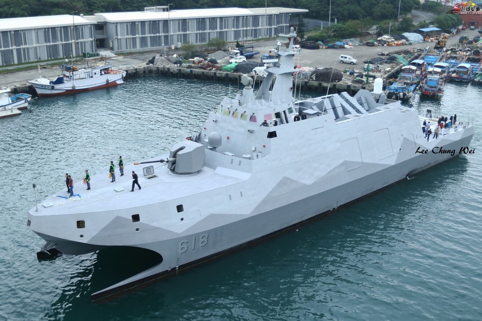 台湾天价购买美国三大武器系统 自己没法使用