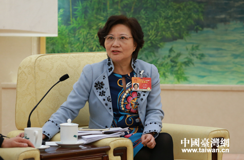 台籍代表陈云英